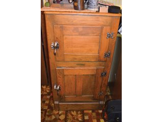 Property photo 10 - Real Estate & Personal Property Auction - Furniture, Appliances, Household, Power & Hand Tools